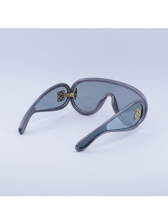 Loewe LW40108I O5X Sunglasses Metallic Grey Shield Frame, Green Lenses